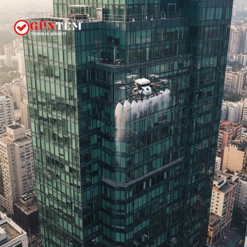 Drone ile otel dış cephe temizliği