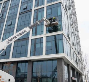 Başakşehir plaza cam temizliği hizmetleri