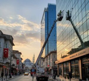 Sepetli vinçle Bahçelievler Fevzi Çakmak mah. dış cephe temizlik hizmetleri: Güntem