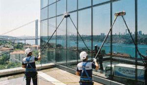 Teleskopik karbon fiber sırıklar ile İstanbul dış cephe temizliği hizmetleri