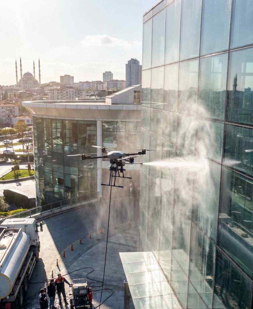 Kemerburgaz'da drone ile dış cephe cam temizliği hizmetleri