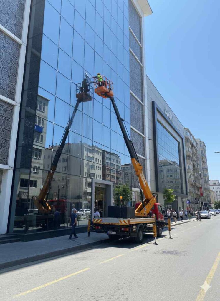 Sepetli platform ile İçerenköy dış cephe temizliği hizmetleri