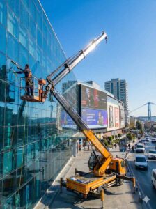 Sepetli vinçle Halkalı dış cephe temizliği hizmetleri