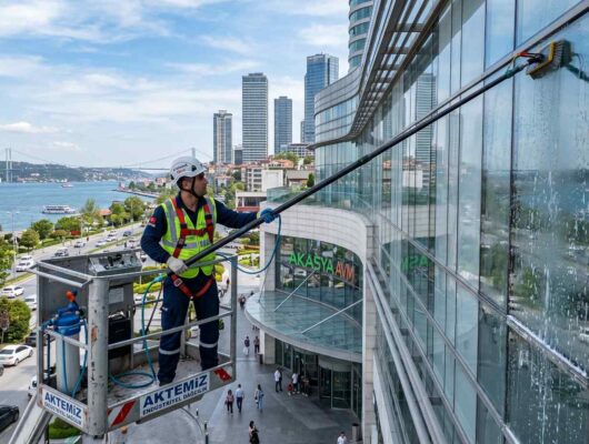 Kadıköy Bahariye dış cephe ve cam temizlik hizmetleri